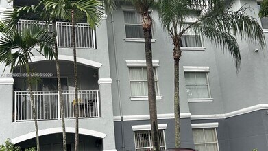 155 NW 96th Terrace in Pembroke Pines, FL - Building Photo - Building Photo