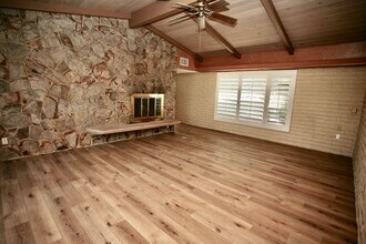 1526 Sundial Terrace in El Cajon, CA - Building Photo - Building Photo