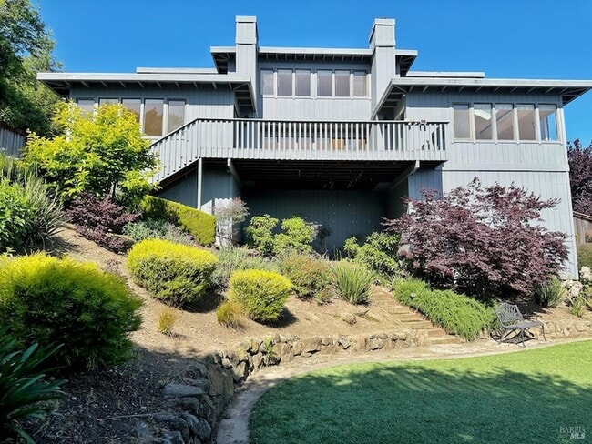 172 Great Cir Dr in Mill Valley, CA - Building Photo - Building Photo