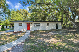 4461 Melvin Cir E in Jacksonville, FL - Building Photo - Building Photo