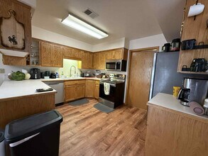 1732 Sanders Dr in Laramie, WY - Building Photo - Building Photo