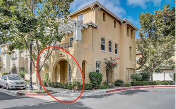 1793 Hillebrant Plz, Unit #1 in Santa Clara, CA - Building Photo - Building Photo