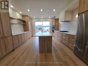 592 Danforth Rd in Toronto, ON - Building Photo - Building Photo