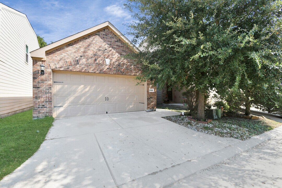 11106 Panther Ct in Houston, TX - Building Photo