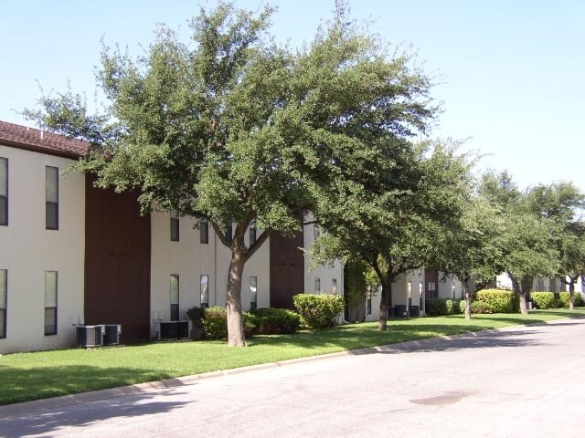 Century Terrace in San Angelo, TX - Building Photo