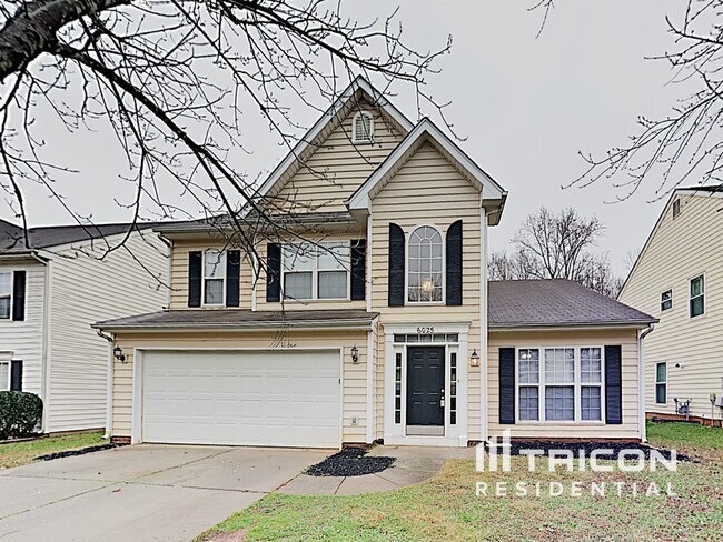6025 Spanish Moss Ln in Charlotte, NC - Building Photo - Building Photo