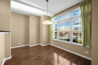 259 Aspen Pointe Rd in Vernon Hills, IL - Building Photo - Building Photo