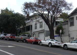 2041 C St in San Diego, CA - Foto de edificio - Building Photo