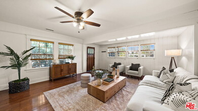 14258 Hamlin St in Los Angeles, CA - Building Photo - Building Photo