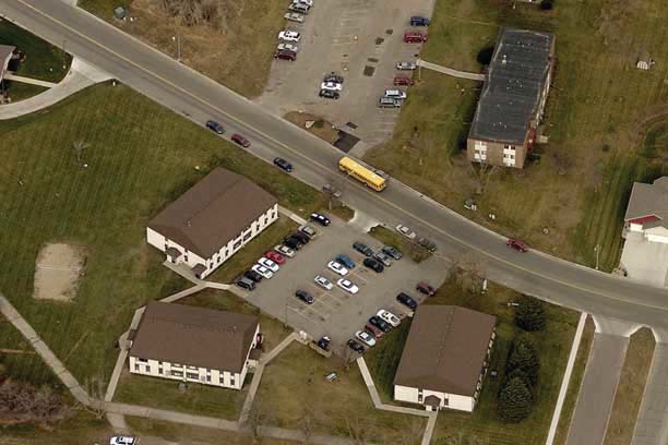 Campus View Apartments in Worthington, MN - Foto de edificio