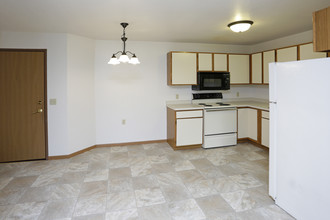 Timber Ridge Apartments in River Falls, WI - Building Photo - Interior Photo