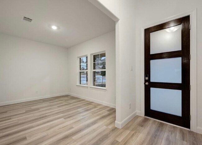 1927 Darlington Oak Dr in Conroe, TX - Building Photo - Building Photo