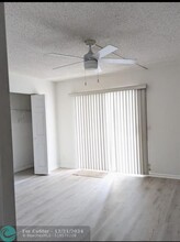 3089 Cornwall E in Boca Raton, FL - Building Photo - Building Photo