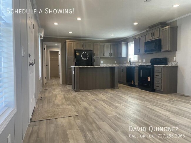 701 Mill St in North Lewisburg, OH - Building Photo - Building Photo