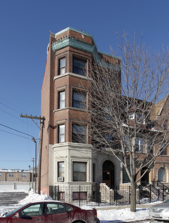 3436 S Calumet Ave in Chicago, IL - Building Photo