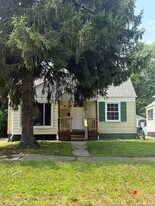 18411 Grandville Ave in Detroit, MI - Building Photo