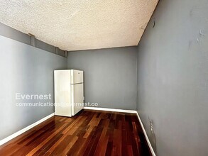 8421 S Orange Blossom Trl in Orlando, FL - Building Photo - Building Photo