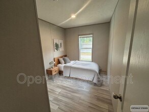 356 Bayhead Dr in Tallahassee, FL - Building Photo - Building Photo