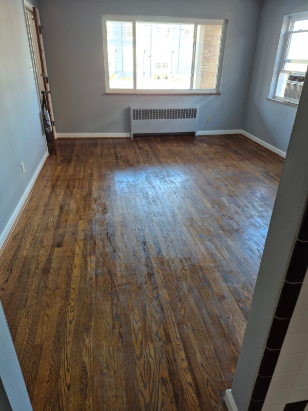 3131 Mozart Ave, Unit 1 in Cincinnati, OH - Foto de edificio - Building Photo