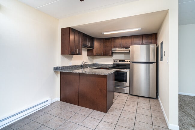 Regents Park Apartments in Bensenville, IL - Foto de edificio - Interior Photo