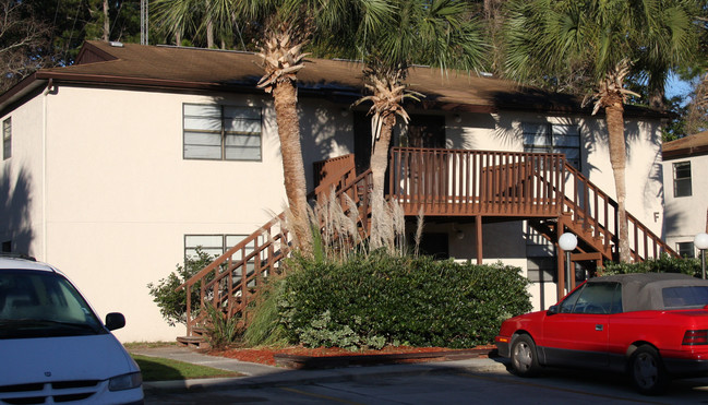 Tyndall Lake Apartments in Panama City, FL - Foto de edificio - Building Photo