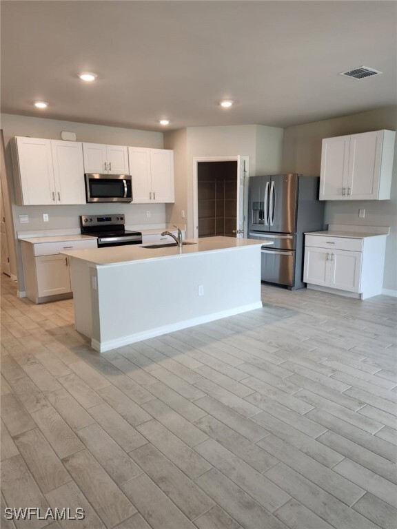 3664 Rollingwater Wy in North Fort Myers, FL - Building Photo - Building Photo