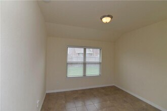 1204 Kittyhawk Dr in Little Elm, TX - Building Photo - Building Photo