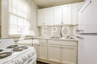 517 Willow St in Mount Airy, NC - Building Photo - Building Photo