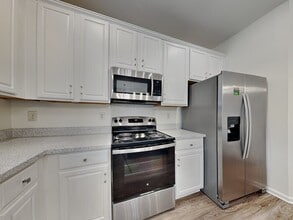 5859 Crimson Oak Ct, Unit 18108 in Harrisburg, NC - Foto de edificio - Building Photo