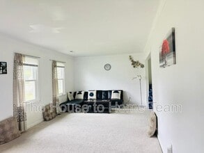 103 Fairmont Dr in Hampton, VA - Building Photo - Building Photo