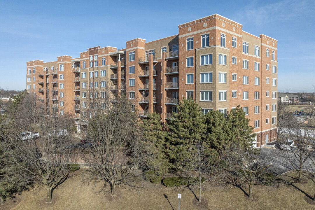 One North Beacon Place in La Grange, IL - Building Photo