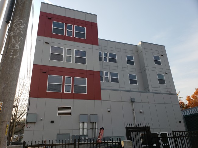 3208 Rainier Ave S, Unit 303