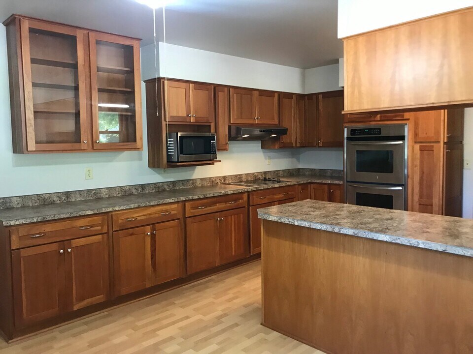 2700 S Norton Ave in Sioux Falls, SD - Building Photo
