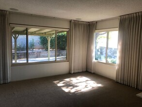 830 Vía Mindi in Riverside, CA - Building Photo - Building Photo
