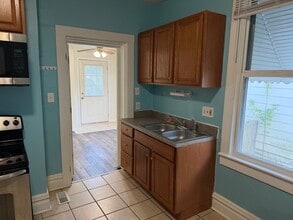 1509 E Illinois St in Evansville, IN - Foto de edificio - Building Photo