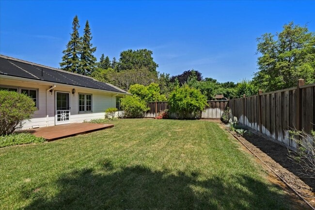 162 Toyon Rd in Atherton, CA - Building Photo - Building Photo