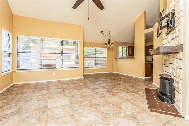 923 Boxwood Dr in Lewisville, TX - Building Photo - Building Photo