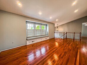 13715 Eastcliff Cir in Centreville, VA - Building Photo - Building Photo