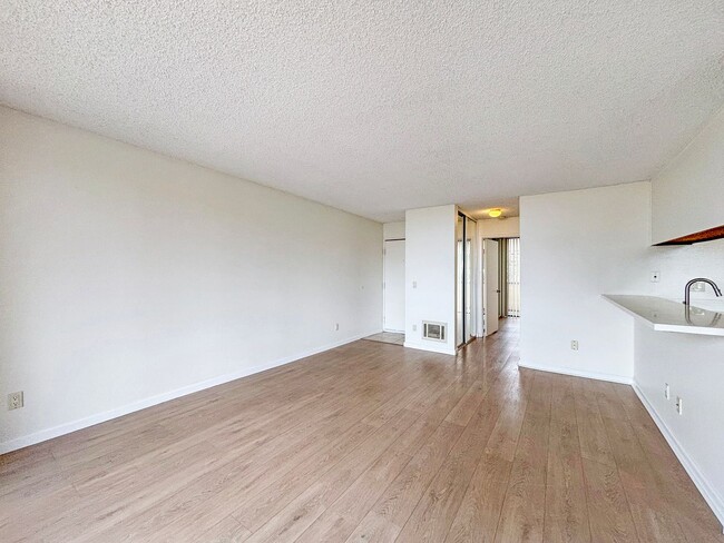 6188 Agee St in San Diego, CA - Building Photo - Building Photo