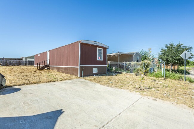 607 Buckwheat Dr in Laredo, TX - Building Photo - Building Photo