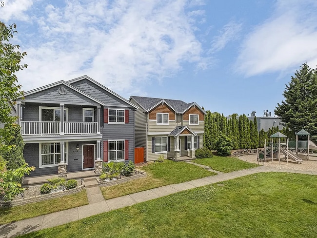 property at 5310 SE Redberry Pl