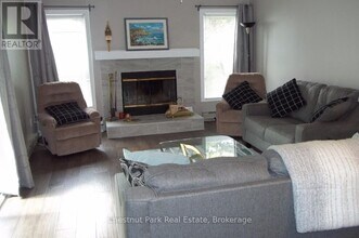 387 Mariners Way in Collingwood, ON - Building Photo - Building Photo