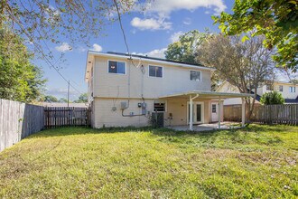 2027 St Nick Dr in New Orleans, LA - Building Photo - Building Photo