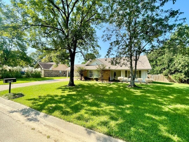 property at 526 Olympic Dr