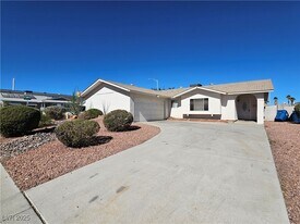 7408 Alta Dr in Las Vegas, NV - Building Photo