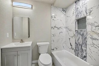 7711 Kenwood St in Commerce City, CO - Foto de edificio - Building Photo