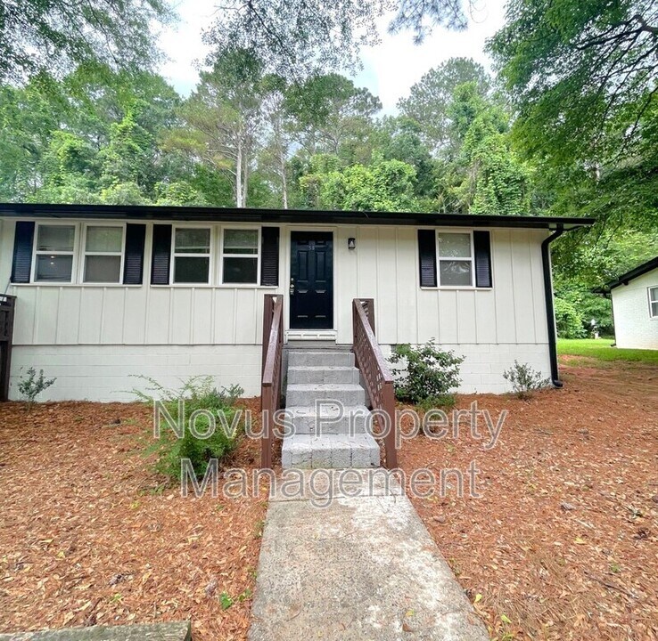 50 Gees Ln in Carrollton, GA - Building Photo