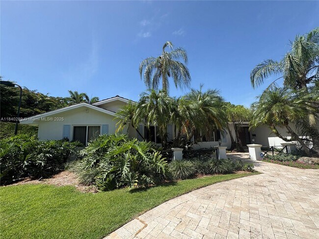 property at 5870 SW 96th St