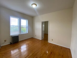 45-47 Newkirk St in Jersey City, NJ - Foto de edificio - Building Photo