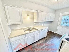 3231 Ridgemont Ave in Memphis, TN - Building Photo - Building Photo